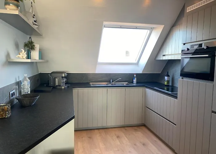 Apartament In Near Marina